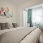 Apartment Luxury Near The Makarska