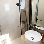Luxury Near The Apartment