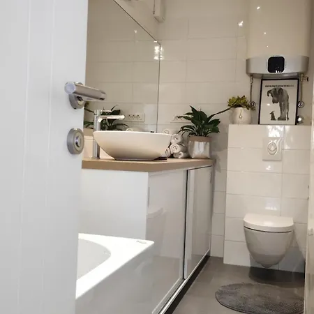 Luxury Near The Apartman Makarska