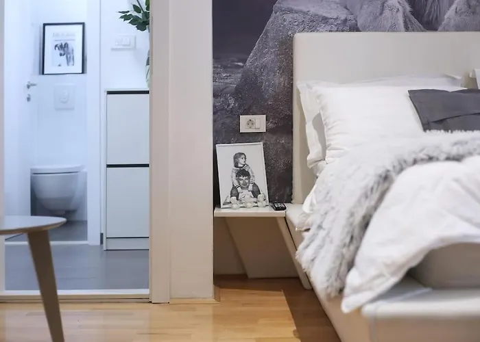 Luxury Near The Апартаменти *