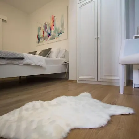 Luxury Near The Apartamento Makarska