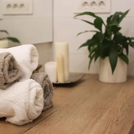 Luxury Near The Apartamento Makarska