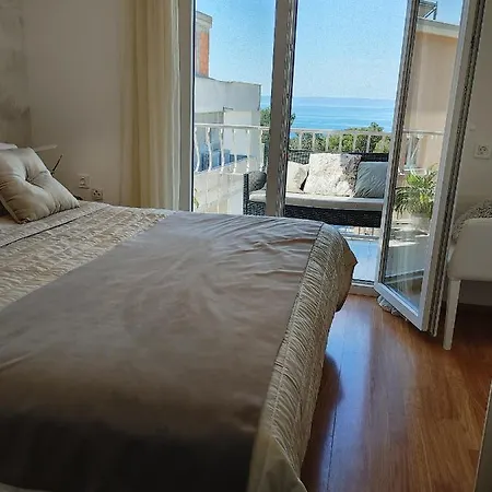 Luxury Near The מאקרסקה